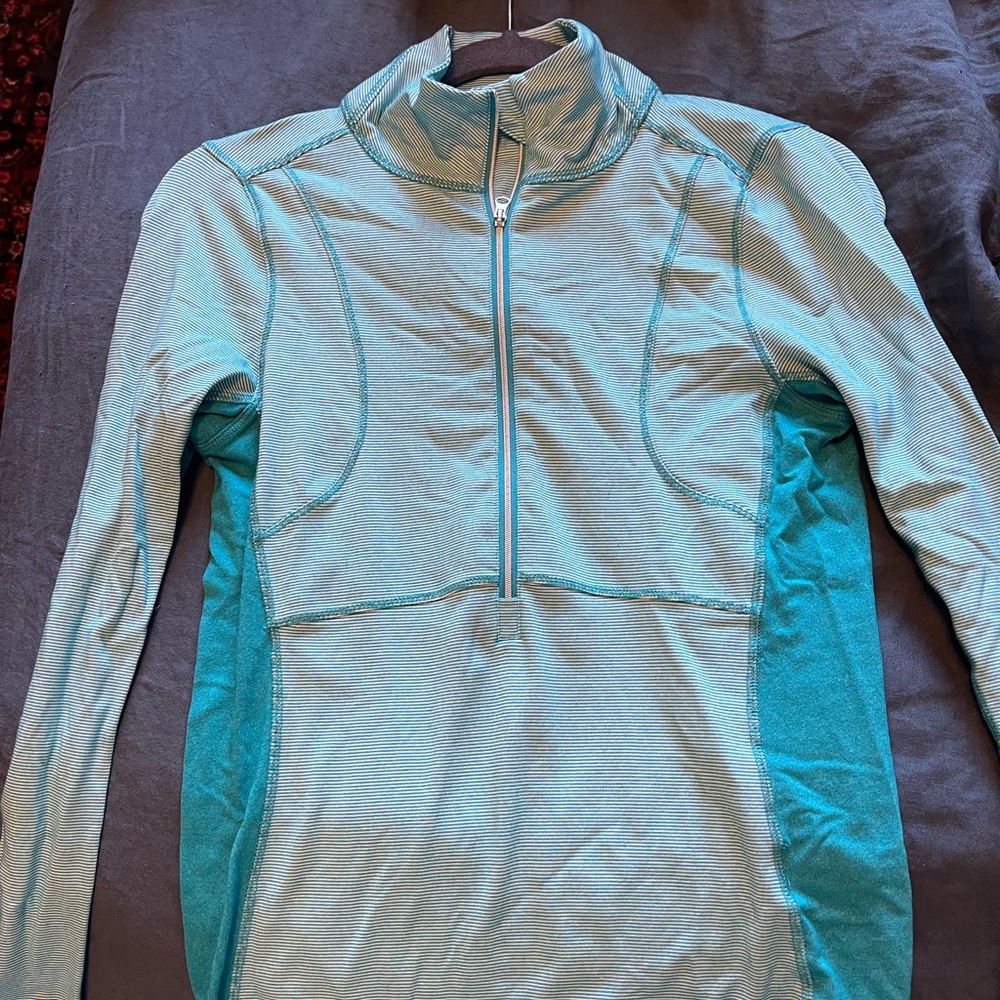 long sleeve quarter zip workout top